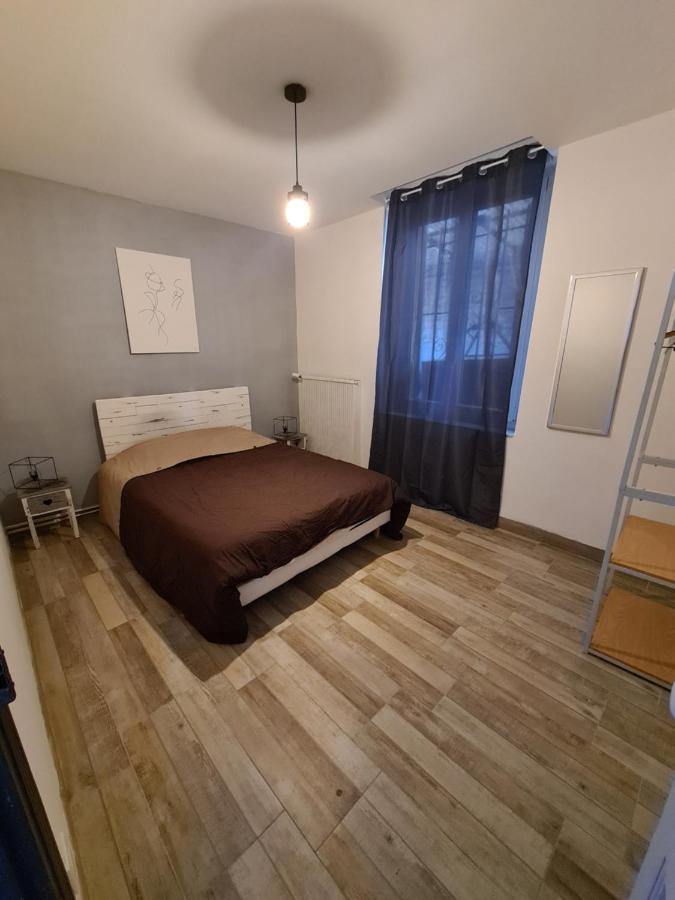 Chez Les Poilus Apartment Verdun-sur-Meuse Екстериор снимка